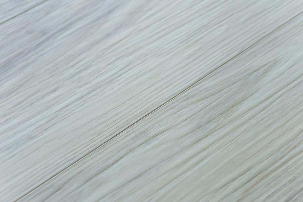 Замковая ПВХ плитка "Art Tile" Клён Жемчужный (1220*152*5 мм) — купить в Владимире