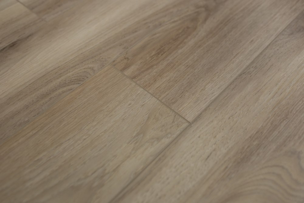 Замковая ПВХ плитка "Art Tile" Клён Фог (1220*152*5 мм) — купить в Владимире