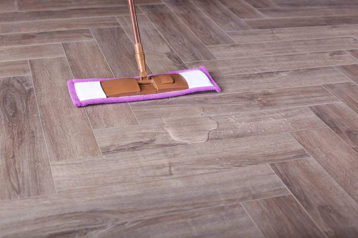 Замковая ПВХ плитка "Aberhof" Carmelita 1862 (615*123*5 мм) — купить в Владимире