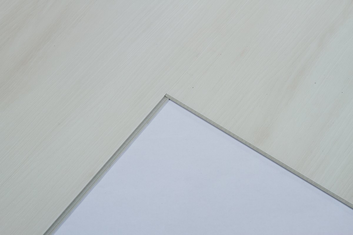 SPC ламинат "OneFloor" ЕСО 8055 (1220*184*4 мм) — купить в Владимире