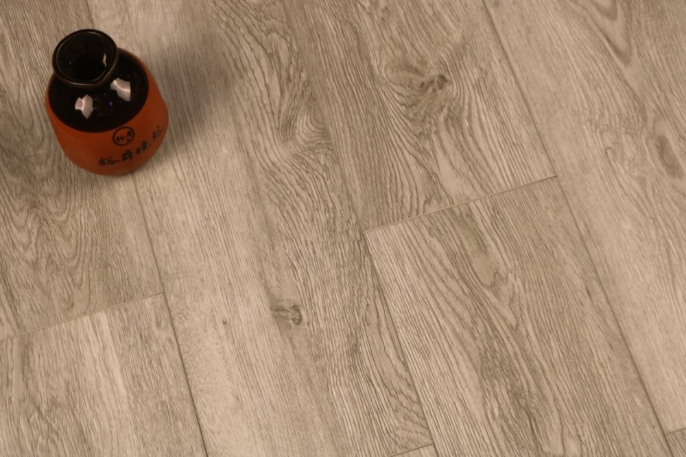 LVT плитка "Profield" Дуб Мадейра (915,4*152,4*2,5 мм) — купить в Владимире