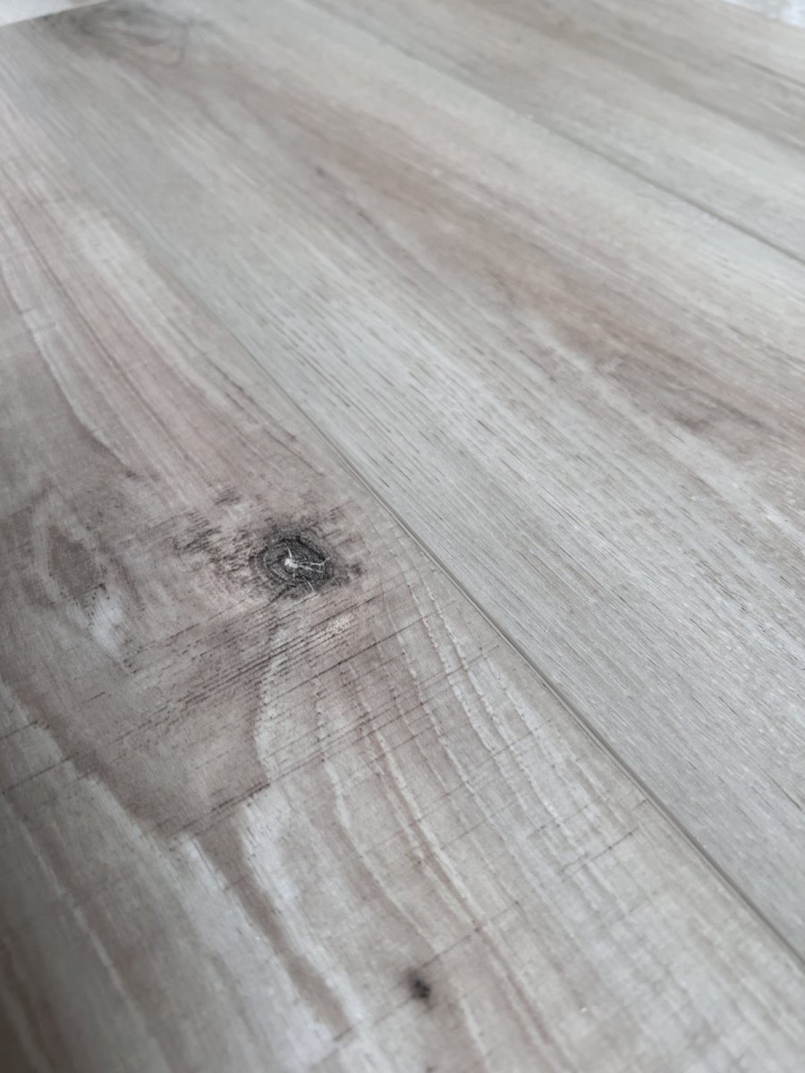 SPC ламинат "OneFloor" ЕСО 5021 (4V фаска) (1220*184*4 мм) — купить в Владимире