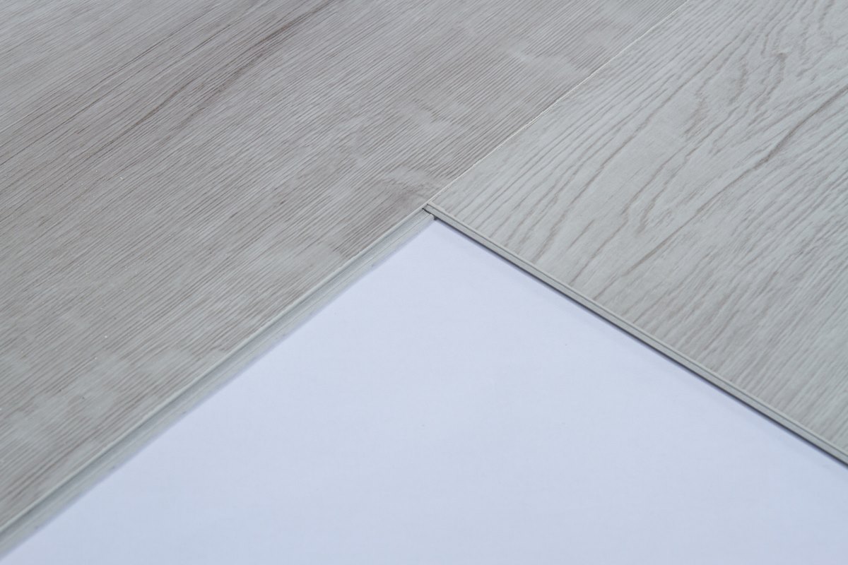 SPC ламинат "OneFloor" ЕСО 5050 (4V фаска) (1220*184*4 мм) — купить в Владимире