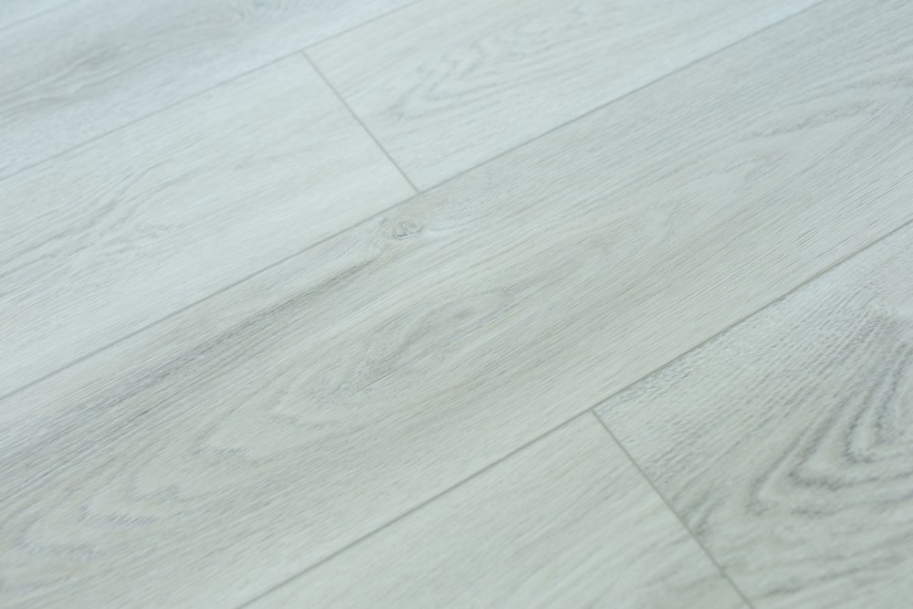 Замковая ПВХ плитка "Art Tile" Дуб Ланкастер (1200*183*6 мм) — купить в Владимире