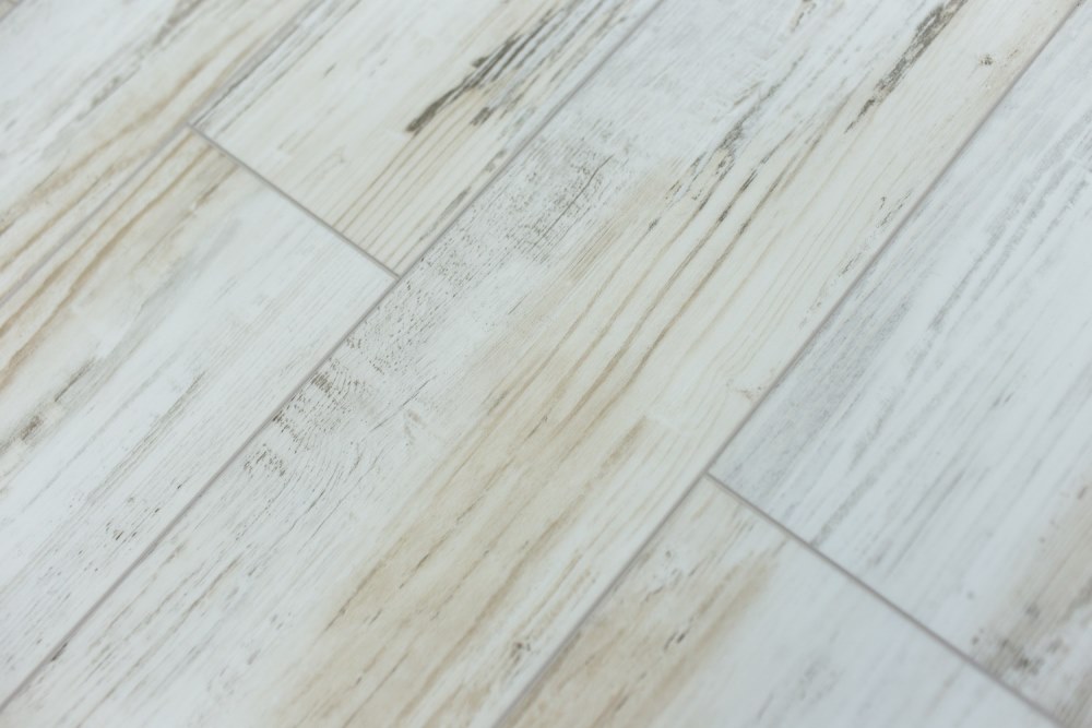 Замковая ПВХ плитка "Art Tile" Берёза Прованс (1220*152*5 мм) — купить в Владимире